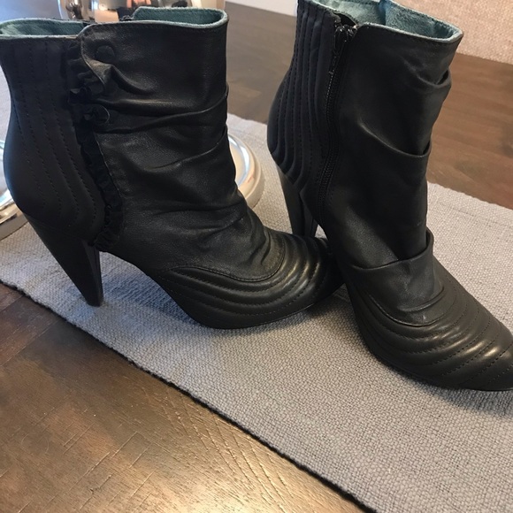 Vintage boots Size 9 - Picture 1 of 3